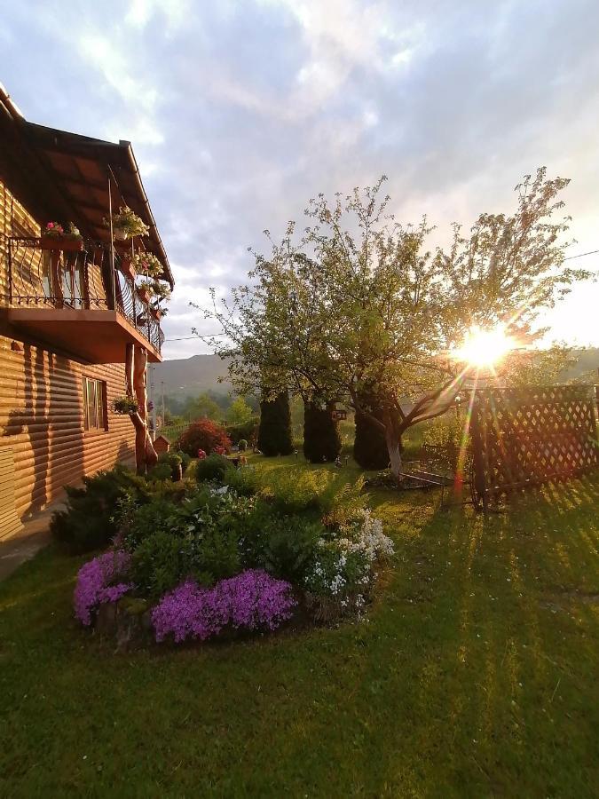 Pid Goroyu Hotel Feketetisza Kültér fotó