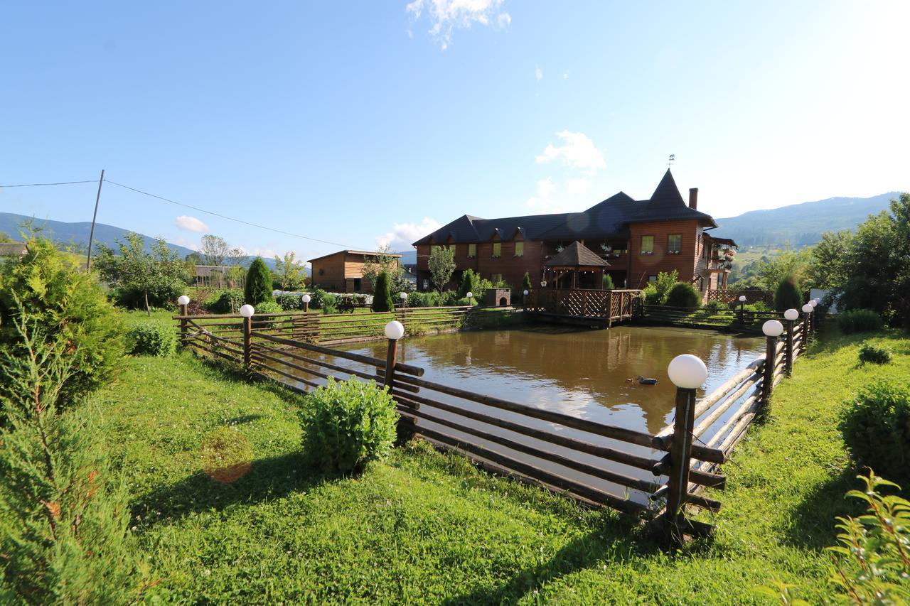 Pid Goroyu Hotel Feketetisza Kültér fotó
