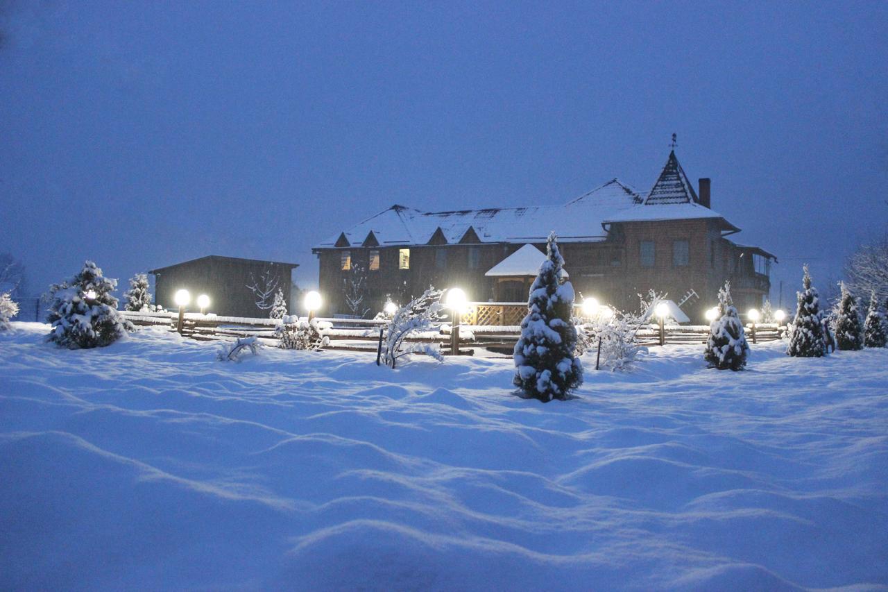Pid Goroyu Hotel Feketetisza Kültér fotó